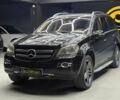 Черный Мерседес ГЛ-класс, объемом двигателя 4.7 л и пробегом 400 тыс. км за 10800 $, фото 2 на Automoto.ua