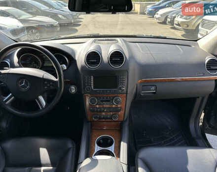 Черный Мерседес ГЛ-класс, объемом двигателя 4.66 л и пробегом 249 тыс. км за 12499 $, фото 19 на Automoto.ua
