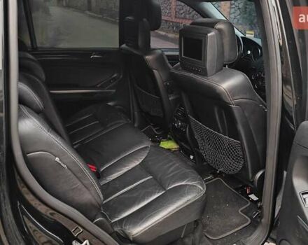 Чорний Мерседес ГЛ-Клас, об'ємом двигуна 4.66 л та пробігом 318 тис. км за 8900 $, фото 23 на Automoto.ua