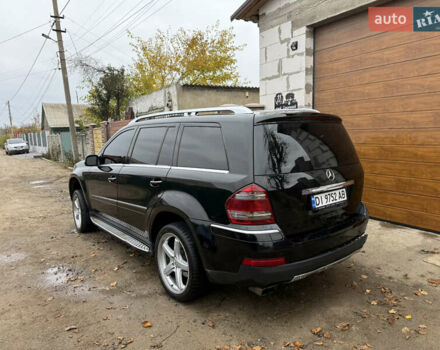 Черный Мерседес ГЛ-класс, объемом двигателя 5.46 л и пробегом 240 тыс. км за 6500 $, фото 3 на Automoto.ua
