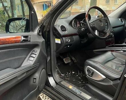 Чорний Мерседес ГЛ-Клас, об'ємом двигуна 5.46 л та пробігом 210 тис. км за 15999 $, фото 4 на Automoto.ua