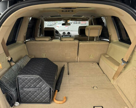 Чорний Мерседес ГЛ-Клас, об'ємом двигуна 5.46 л та пробігом 286 тис. км за 10600 $, фото 18 на Automoto.ua