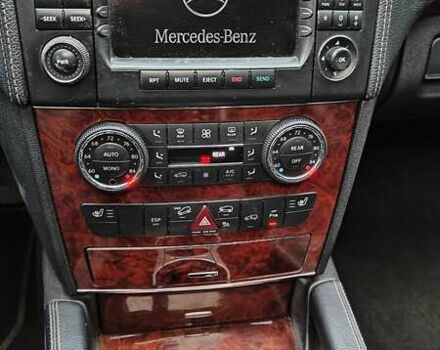 Чорний Мерседес ГЛ-Клас, об'ємом двигуна 4.66 л та пробігом 318 тис. км за 8900 $, фото 16 на Automoto.ua