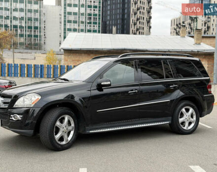 Мерседес ГЛ-класс 2008 в Киеве на Automoto.ua Черный Мерседес ГЛ-класс, объемом двигателя 2.99 л и пробегом 264 тыс. км за 11000 $, фото 3 на Automoto.ua