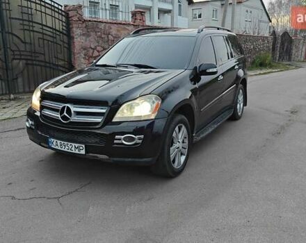 Чорний Мерседес ГЛ-Клас, об'ємом двигуна 4.66 л та пробігом 318 тис. км за 8900 $, фото 1 на Automoto.ua