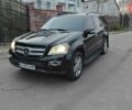 Чорний Мерседес ГЛ-Клас, об'ємом двигуна 4.66 л та пробігом 318 тис. км за 8900 $, фото 1 на Automoto.ua