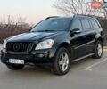Черный Мерседес ГЛ-класс, объемом двигателя 4.66 л и пробегом 320 тыс. км за 9000 $, фото 1 на Automoto.ua