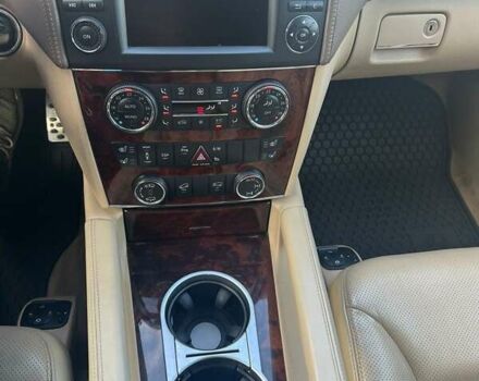 Чорний Мерседес ГЛ-Клас, об'ємом двигуна 5.46 л та пробігом 312 тис. км за 28000 $, фото 18 на Automoto.ua