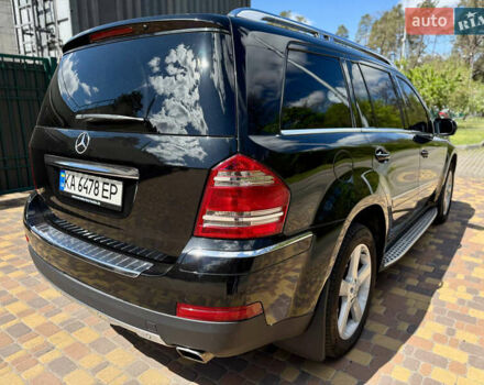 Чорний Мерседес ГЛ-Клас, об'ємом двигуна 4.7 л та пробігом 300 тис. км за 12100 $, фото 5 на Automoto.ua