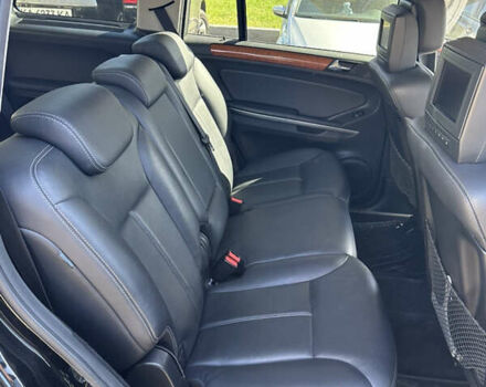 Черный Мерседес ГЛ-класс, объемом двигателя 4.66 л и пробегом 249 тыс. км за 12499 $, фото 10 на Automoto.ua