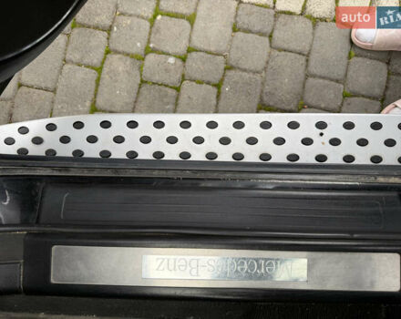 Чорний Мерседес ГЛ-Клас, об'ємом двигуна 4 л та пробігом 320 тис. км за 14999 $, фото 23 на Automoto.ua