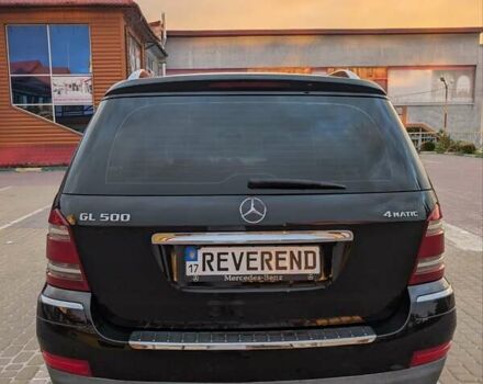 Черный Мерседес ГЛ-класс, объемом двигателя 5.46 л и пробегом 298 тыс. км за 15000 $, фото 1 на Automoto.ua