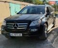 Черный Мерседес ГЛ-класс, объемом двигателя 5.46 л и пробегом 77 тыс. км за 18000 $, фото 1 на Automoto.ua