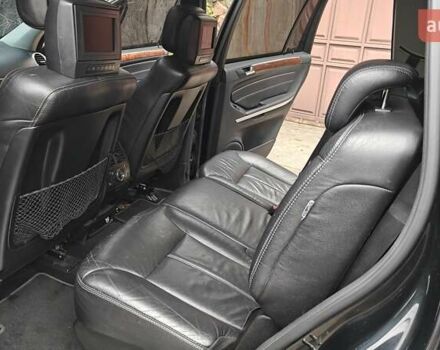 Чорний Мерседес ГЛ-Клас, об'ємом двигуна 4.66 л та пробігом 318 тис. км за 8900 $, фото 24 на Automoto.ua