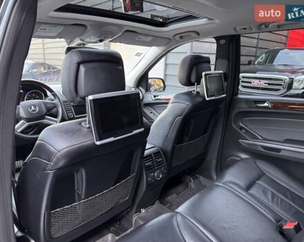 Мерседес ГЛ-Клас 2008 у Одесі на Automoto.ua Чорний Мерседес ГЛ-Клас, об'ємом двигуна 5.46 л та пробігом 193 тис. км за 14900 $, фото 11 на Automoto.ua