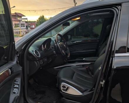 Черный Мерседес ГЛ-класс, объемом двигателя 5.46 л и пробегом 298 тыс. км за 15000 $, фото 14 на Automoto.ua