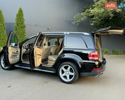 Черный Мерседес ГЛ-класс, объемом двигателя 5.46 л и пробегом 227 тыс. км за 10000 $, фото 21 на Automoto.ua