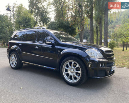 Черный Мерседес ГЛ-класс, объемом двигателя 5.46 л и пробегом 127 тыс. км за 16000 $, фото 5 на Automoto.ua