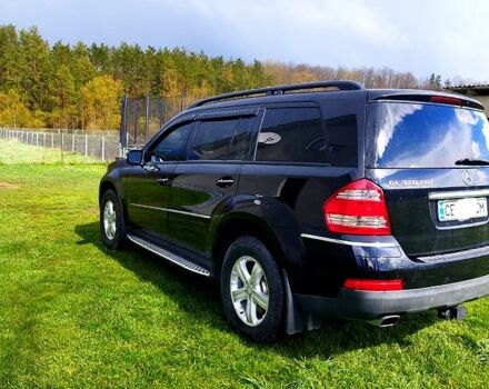Черный Мерседес ГЛ-класс, объемом двигателя 3 л и пробегом 250 тыс. км за 14000 $, фото 1 на Automoto.ua