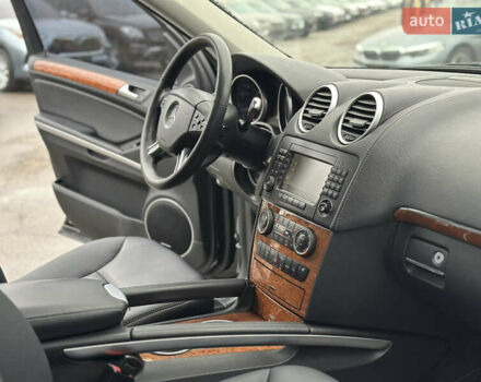 Черный Мерседес ГЛ-класс, объемом двигателя 2.99 л и пробегом 219 тыс. км за 15800 $, фото 23 на Automoto.ua