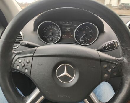 Чорний Мерседес ГЛ-Клас, об'ємом двигуна 4.7 л та пробігом 455 тис. км за 12000 $, фото 13 на Automoto.ua