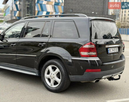 Мерседес ГЛ-класс 2008 в Киеве на Automoto.ua Черный Мерседес ГЛ-класс, объемом двигателя 2.99 л и пробегом 264 тыс. км за 11000 $, фото 5 на Automoto.ua