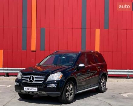 Черный Мерседес ГЛ-класс, объемом двигателя 5.46 л и пробегом 323 тыс. км за 10990 $, фото 3 на Automoto.ua