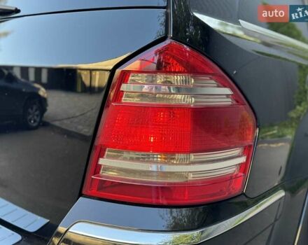 Черный Мерседес ГЛ-класс, объемом двигателя 5.46 л и пробегом 227 тыс. км за 10000 $, фото 19 на Automoto.ua