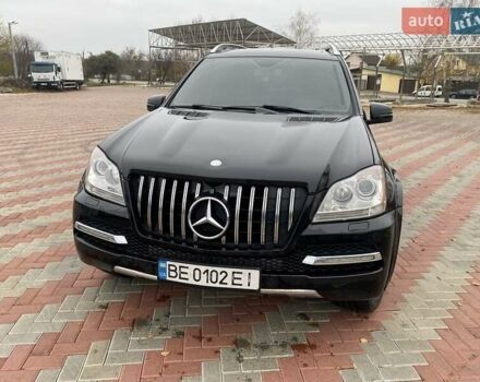 Черный Мерседес ГЛ-класс, объемом двигателя 5.5 л и пробегом 338 тыс. км за 13300 $, фото 4 на Automoto.ua
