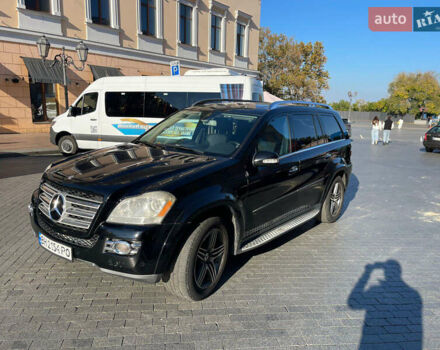 Черный Мерседес ГЛ-класс, объемом двигателя 5.46 л и пробегом 196 тыс. км за 12000 $, фото 11 на Automoto.ua