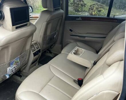 Черный Мерседес ГЛ-класс, объемом двигателя 4.66 л и пробегом 365 тыс. км за 8900 $, фото 3 на Automoto.ua