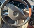 Черный Мерседес ГЛ-класс, объемом двигателя 5.46 л и пробегом 185 тыс. км за 15000 $, фото 5 на Automoto.ua