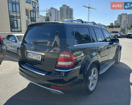 Черный Мерседес ГЛ-класс, объемом двигателя 4.66 л и пробегом 249 тыс. км за 12499 $, фото 2 на Automoto.ua