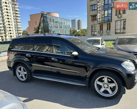 Черный Мерседес ГЛ-класс, объемом двигателя 4.66 л и пробегом 249 тыс. км за 12499 $, фото 1 на Automoto.ua