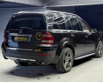 Черный Мерседес ГЛ-класс, объемом двигателя 4.7 л и пробегом 400 тыс. км за 10800 $, фото 5 на Automoto.ua