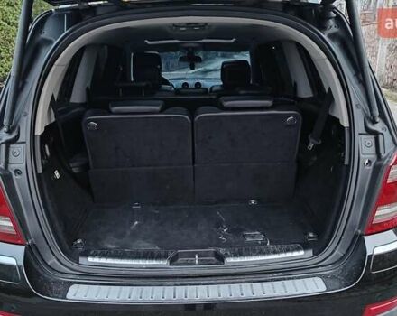 Чорний Мерседес ГЛ-Клас, об'ємом двигуна 4.66 л та пробігом 318 тис. км за 8900 $, фото 25 на Automoto.ua