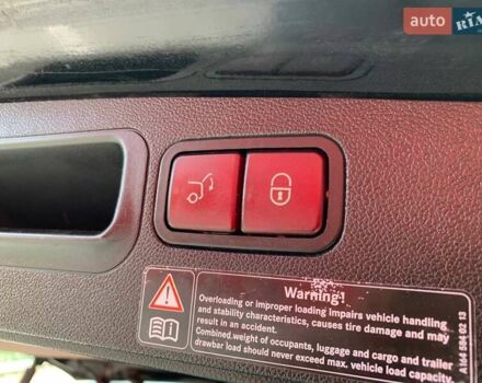 Черный Мерседес ГЛ-класс, объемом двигателя 5.46 л и пробегом 323 тыс. км за 10990 $, фото 34 на Automoto.ua