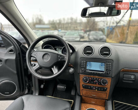 Черный Мерседес ГЛ-класс, объемом двигателя 2.99 л и пробегом 219 тыс. км за 15800 $, фото 19 на Automoto.ua