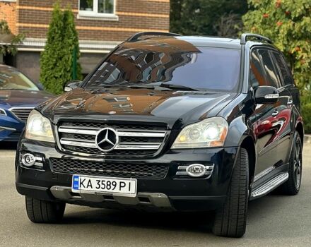 Черный Мерседес ГЛ-класс, объемом двигателя 4.7 л и пробегом 280 тыс. км за 13000 $, фото 1 на Automoto.ua