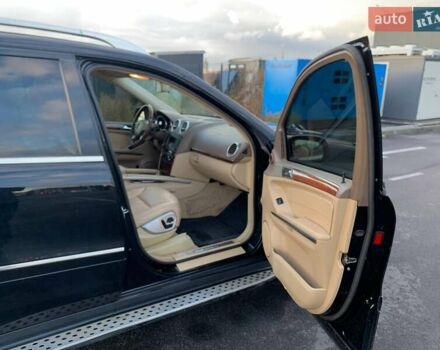 Мерседес ГЛ-класс 2008 в Боярка на Automoto.ua Черный Мерседес ГЛ-класс, объемом двигателя 5.46 л и пробегом 293 тыс. км за 12000 $, фото 11 на Automoto.ua