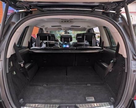 Черный Мерседес ГЛ-класс, объемом двигателя 5.46 л и пробегом 298 тыс. км за 15000 $, фото 26 на Automoto.ua