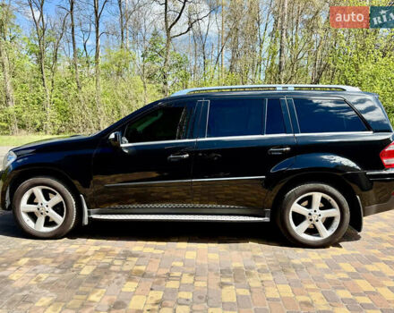 Чорний Мерседес ГЛ-Клас, об'ємом двигуна 4.7 л та пробігом 300 тис. км за 12100 $, фото 1 на Automoto.ua