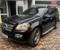Черный Мерседес ГЛ-класс, объемом двигателя 5.46 л и пробегом 255 тыс. км за 10999 $, фото 1 на Automoto.ua