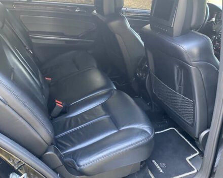 Черный Мерседес ГЛ-класс, объемом двигателя 5.46 л и пробегом 127 тыс. км за 16000 $, фото 12 на Automoto.ua