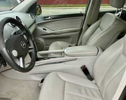 Чорний Мерседес ГЛ-Клас, об'ємом двигуна 4.66 л та пробігом 205 тис. км за 17000 $, фото 5 на Automoto.ua