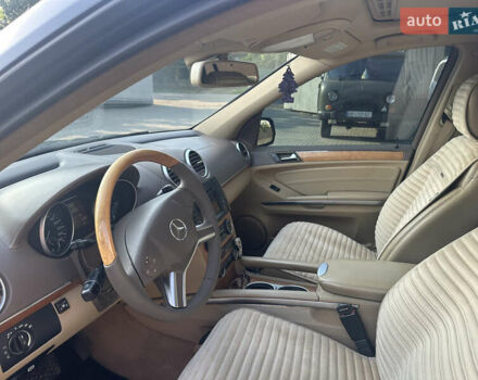 Черный Мерседес ГЛ-класс, объемом двигателя 4.7 л и пробегом 223 тыс. км за 14955 $, фото 28 на Automoto.ua