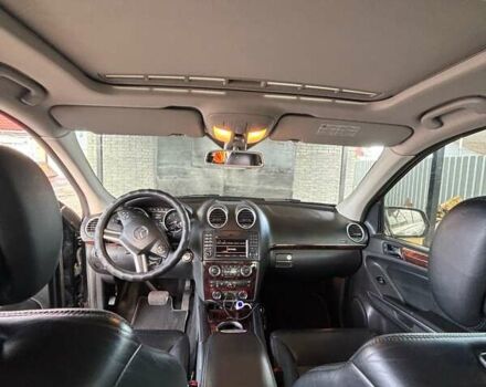 Черный Мерседес ГЛ-класс, объемом двигателя 5.46 л и пробегом 335 тыс. км за 13500 $, фото 10 на Automoto.ua