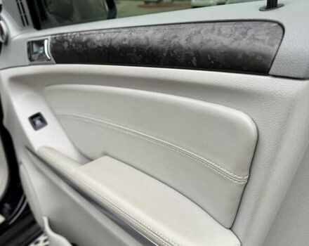 Чорний Мерседес ГЛ-Клас, об'ємом двигуна 4.66 л та пробігом 205 тис. км за 17000 $, фото 20 на Automoto.ua