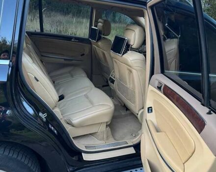 Черный Мерседес ГЛ-класс, объемом двигателя 5.46 л и пробегом 224 тыс. км за 14500 $, фото 12 на Automoto.ua