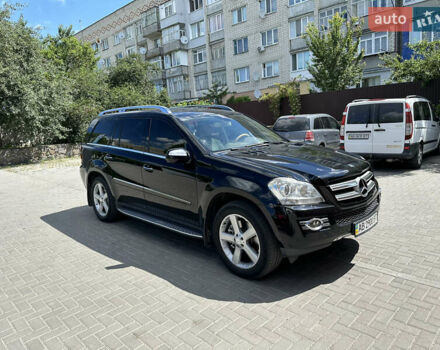 Черный Мерседес ГЛ-класс, объемом двигателя 4.7 л и пробегом 223 тыс. км за 14955 $, фото 44 на Automoto.ua